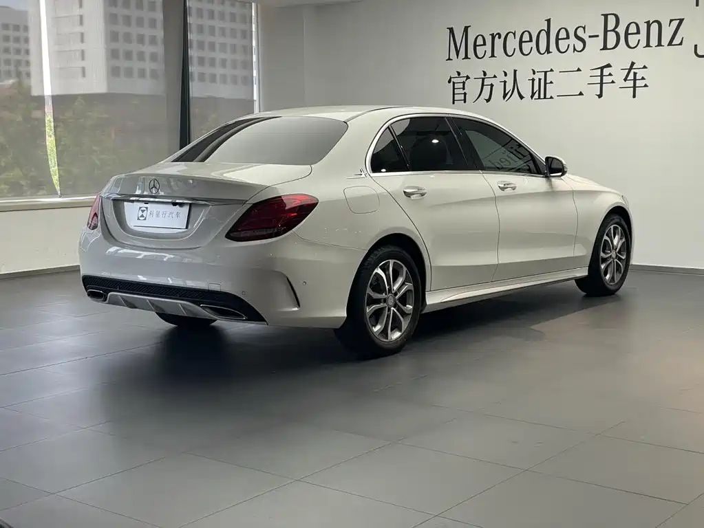 Mercedes-Benz C-Class 2016