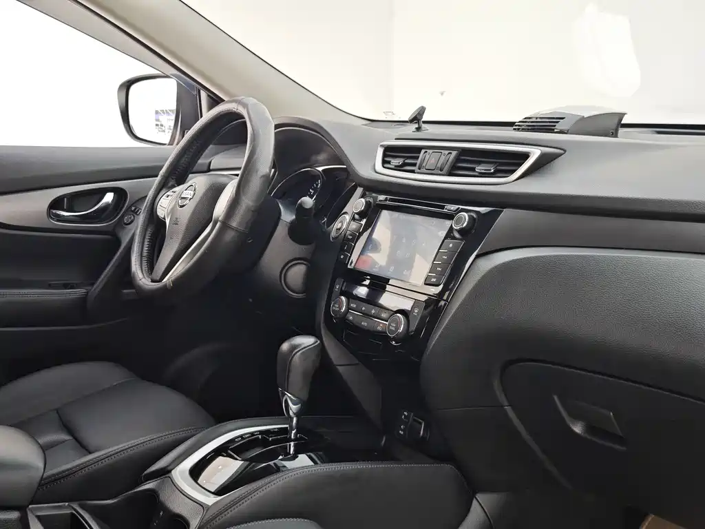Nissan X-Trail 2015 — фото 11
