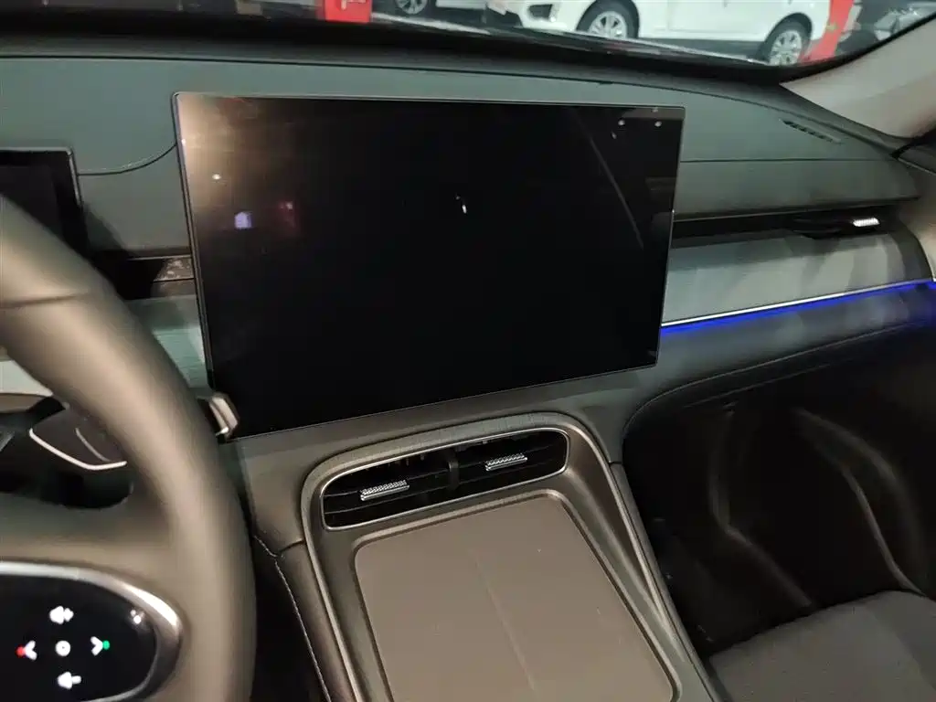 Chery Tiggo 8 PLUS 2025 — фото 17