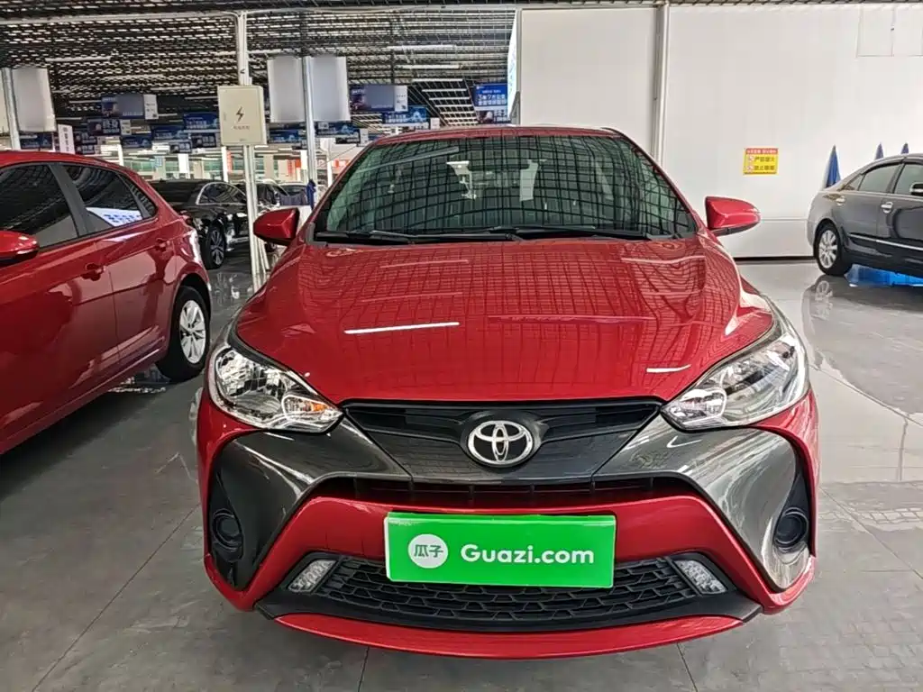 Toyota Yaris L 2019 — фото 3