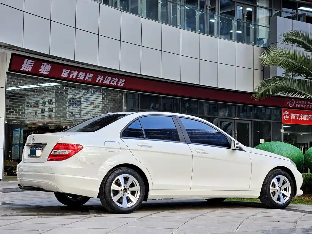 Mercedes-Benz C-Class 2013 — фото 10