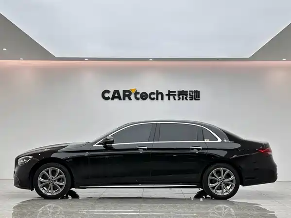 Mercedes-Benz E-Class 2023