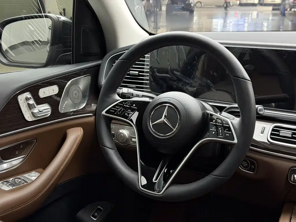 Mercedes-Benz GLE 2025 — фото 20