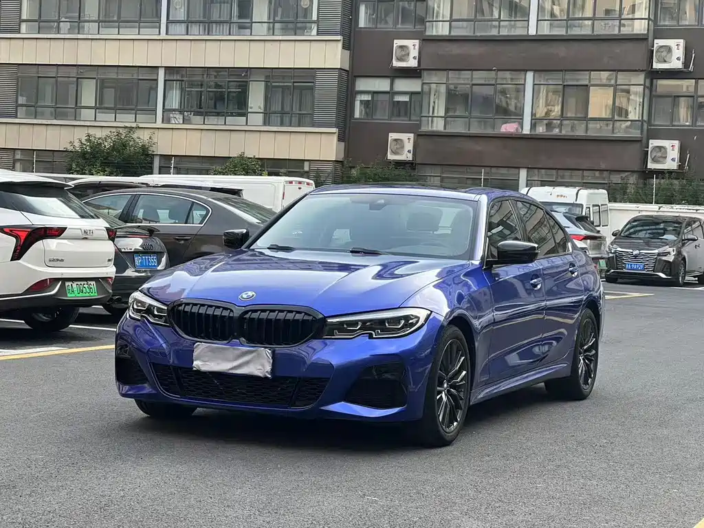 BMW 3 Series 2020 — фото 1