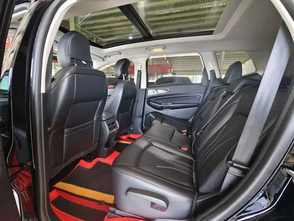 Ford Edge 2021 — фото 16