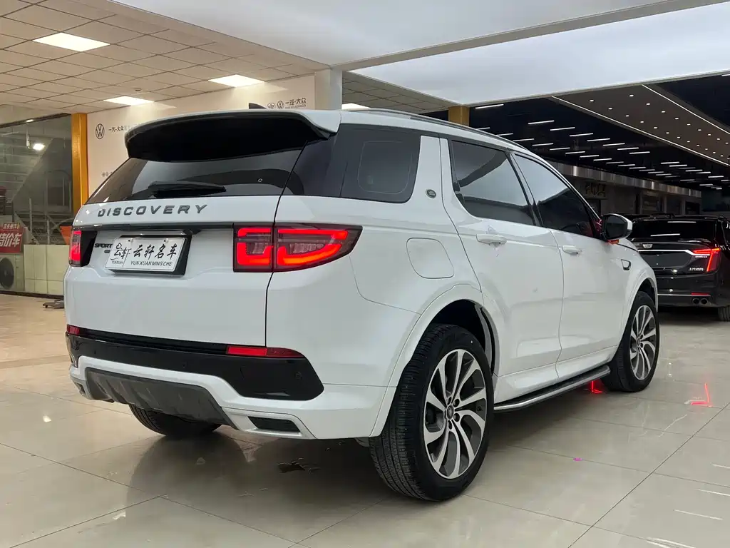 Land Rover Discovery Sport 2023 — фото 20