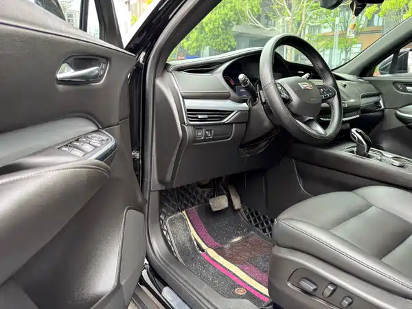 Cadillac XT4 2021