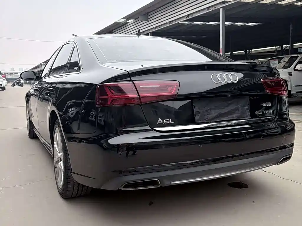 Audi A6L 2018 — фото 16