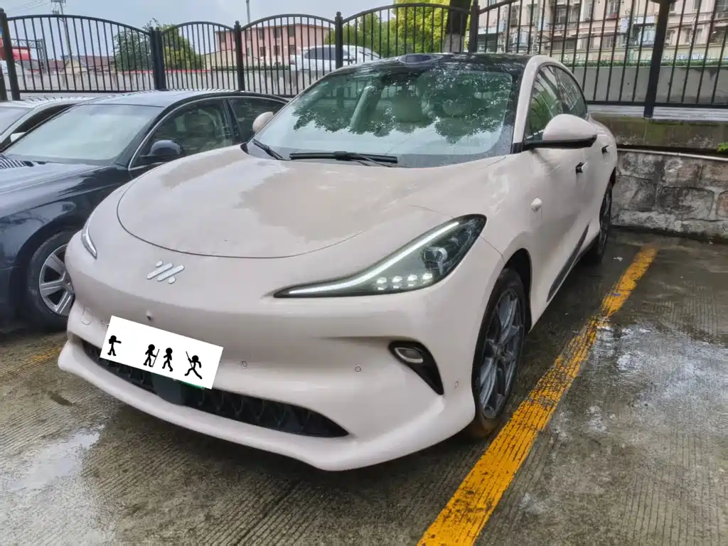 IM LS6 2025