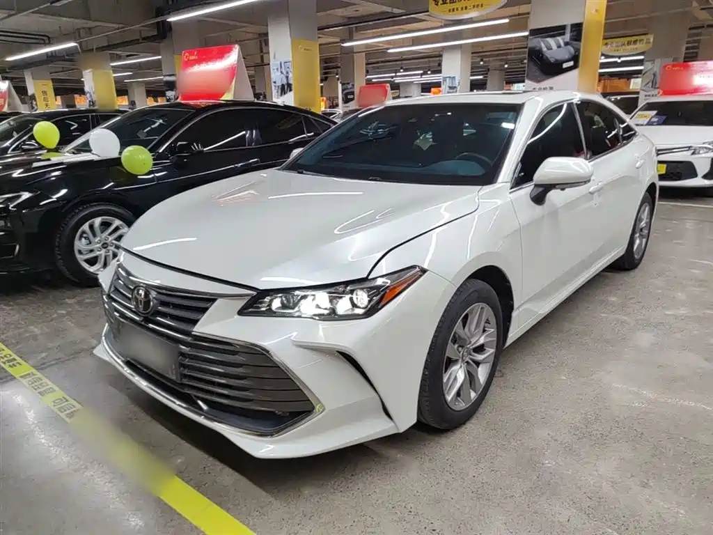 Toyota Avalon 2020 — фото 1
