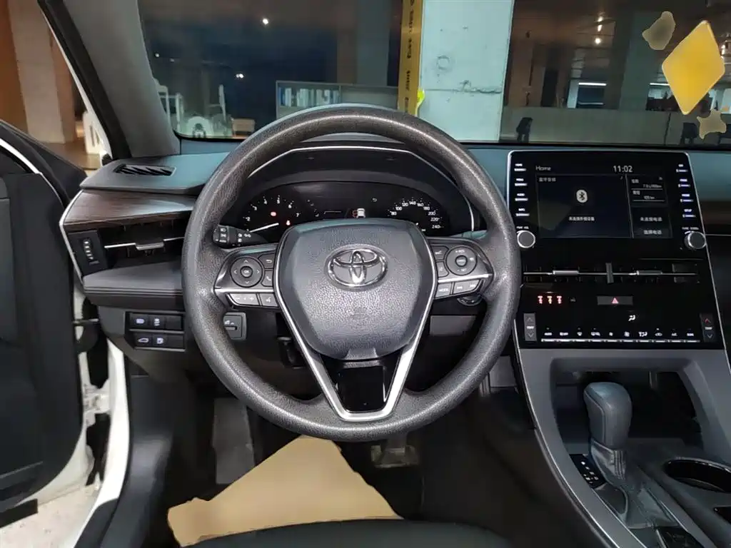 Toyota Avalon 2020 — фото 11