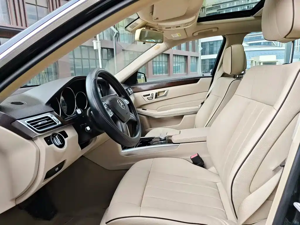 Mercedes-Benz E-Class 2015 — фото 4