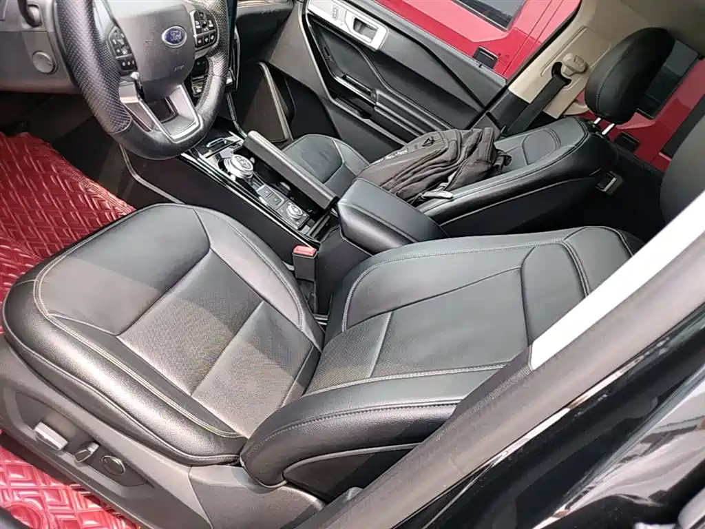 Ford Explorer 2022 — фото 15