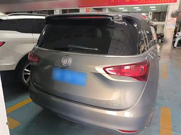 Buick GL6 2018