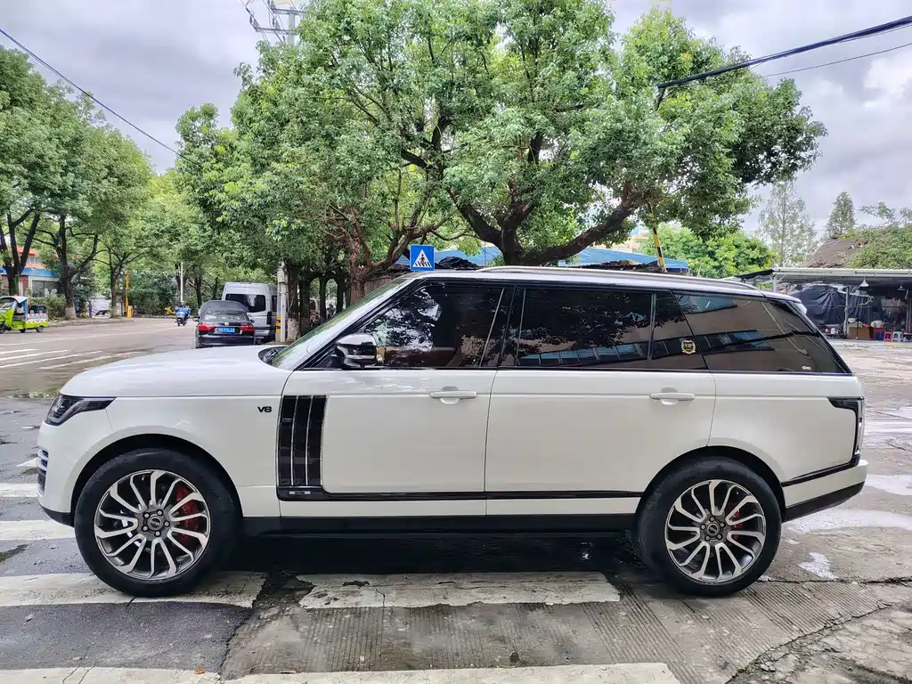 Land Rover Range Rover 2015 — фото 11