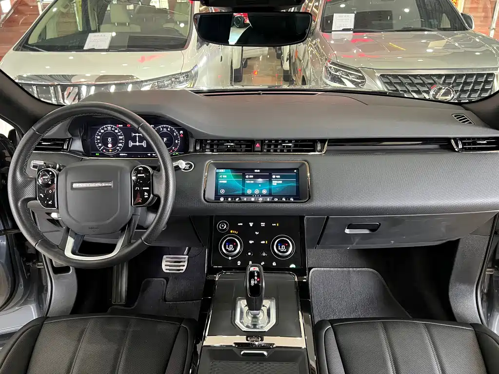 Land Rover Range Rover Evoque 2021 — фото 15