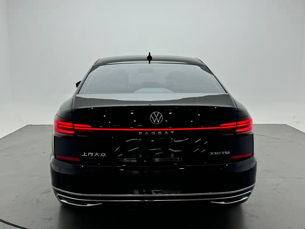 Volkswagen Passat 2022