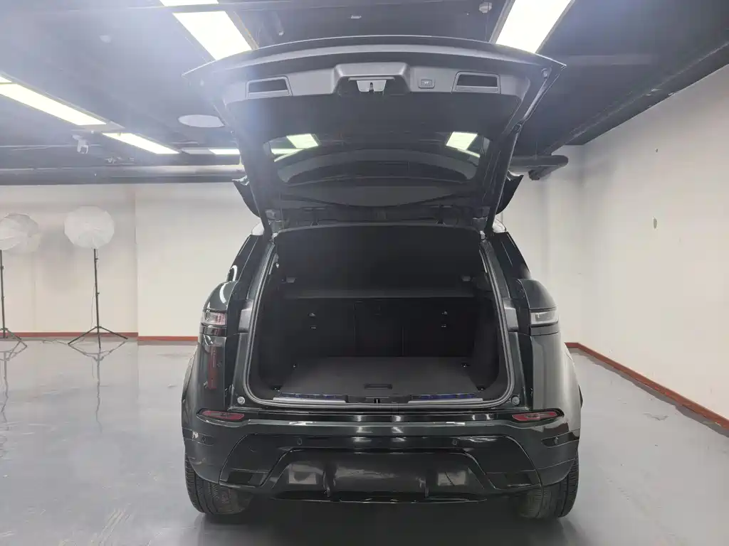 Land Rover Evoque PHEV 2024 — фото 10