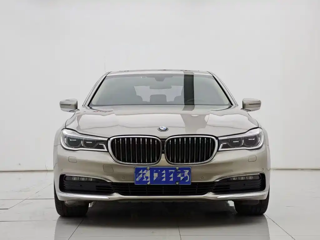 BMW 7 Series 2016 — фото 2