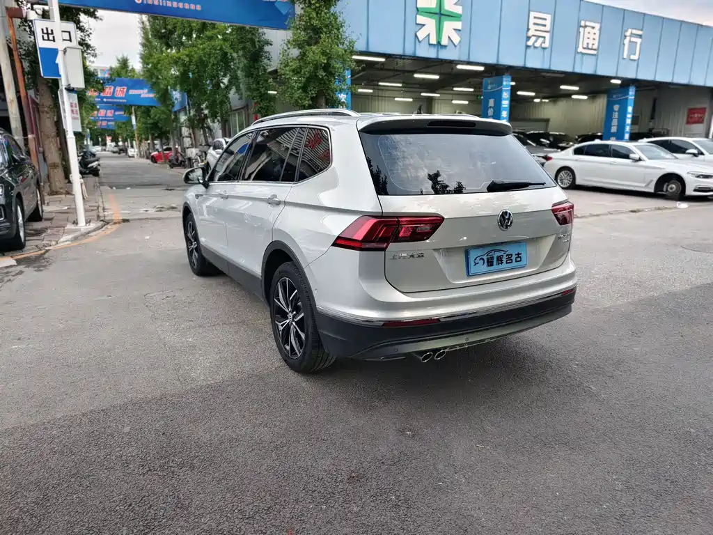 Volkswagen Tiguan L 2019