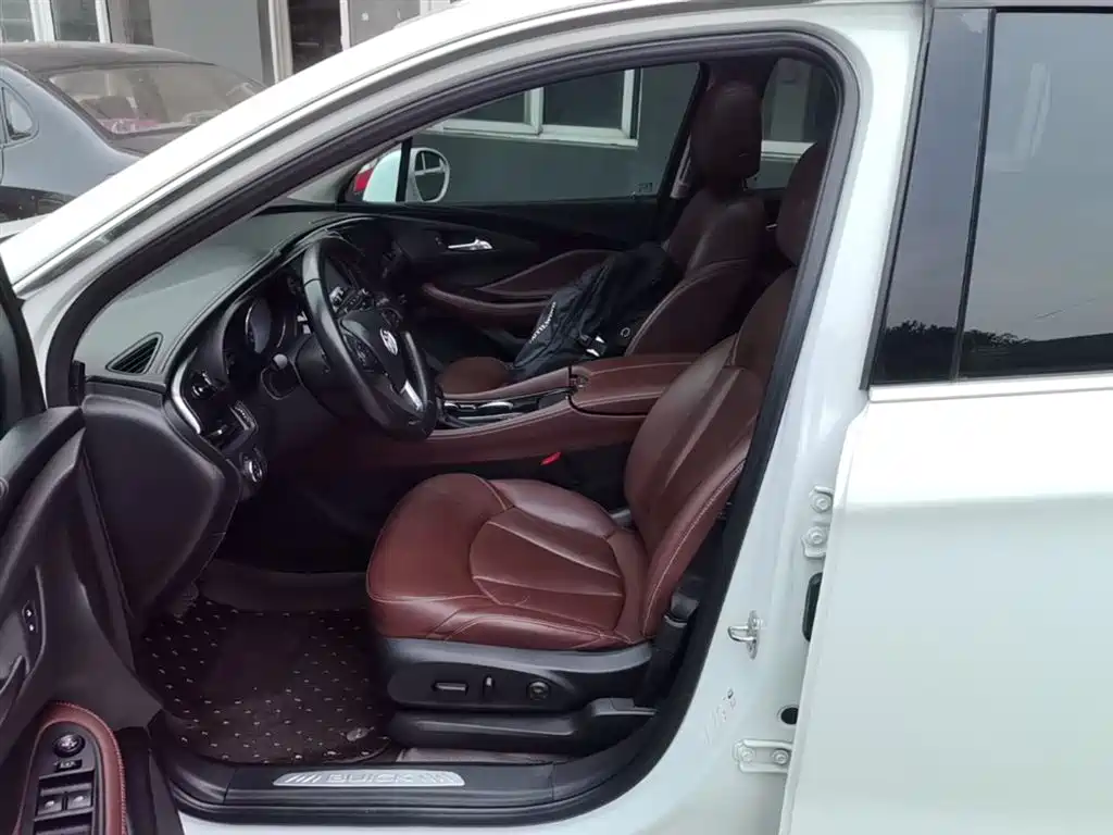 Buick Envision Plus 2018 — фото 15