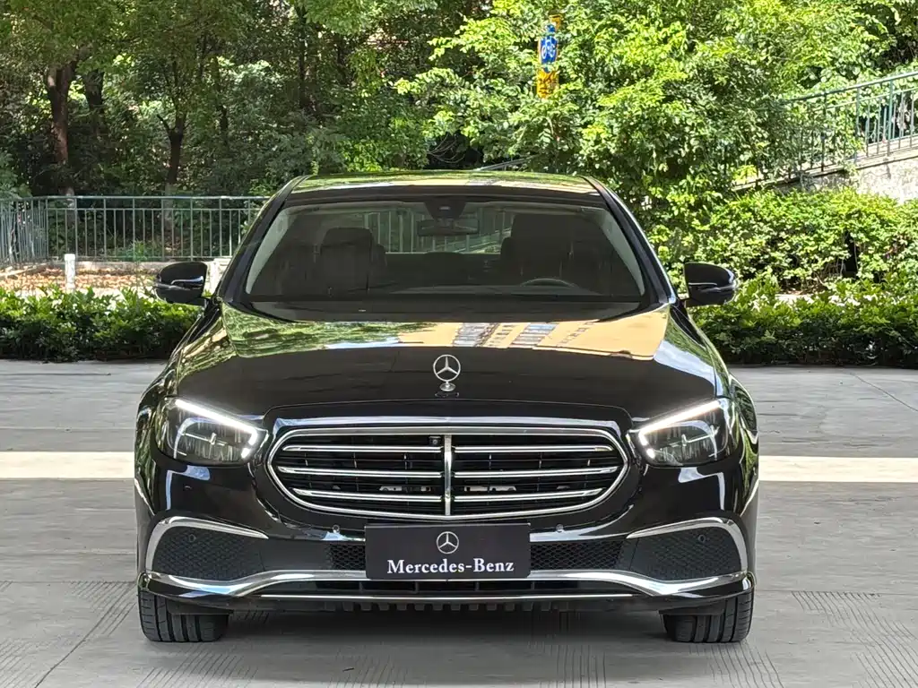 Mercedes-Benz E-Class 2021