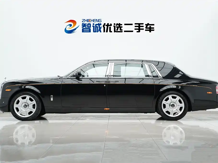 Rolls-Royce Phantom 2013 — фото 2