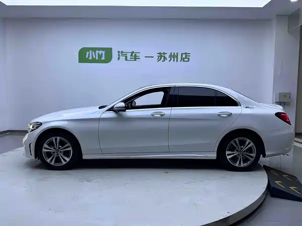 Mercedes-Benz C-Class 2021