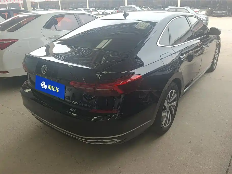 Volkswagen Passat PHEV 2020 — фото 3