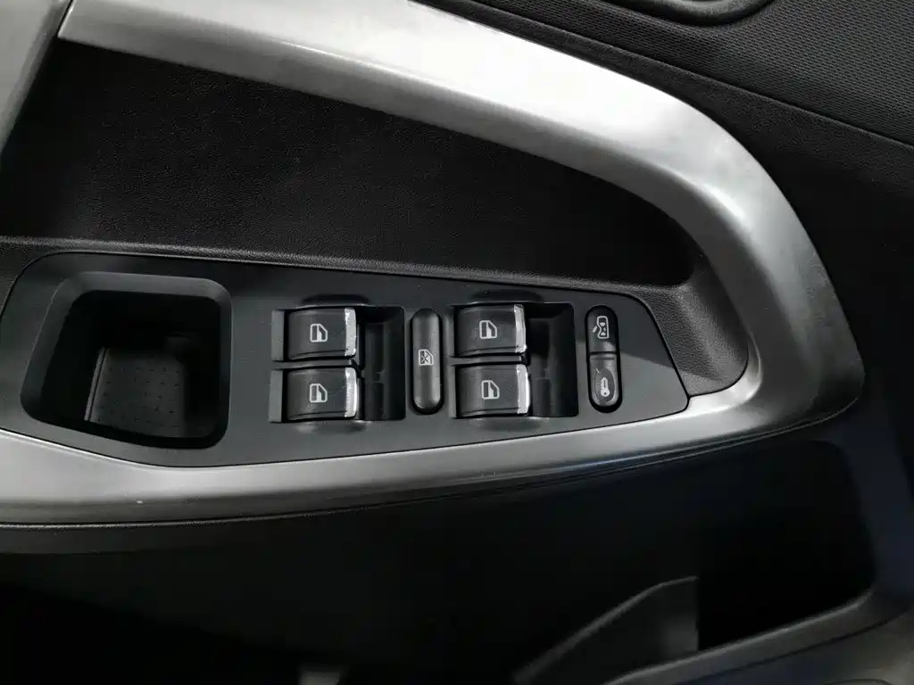 Chery Tiggo 5 2015 — фото 9