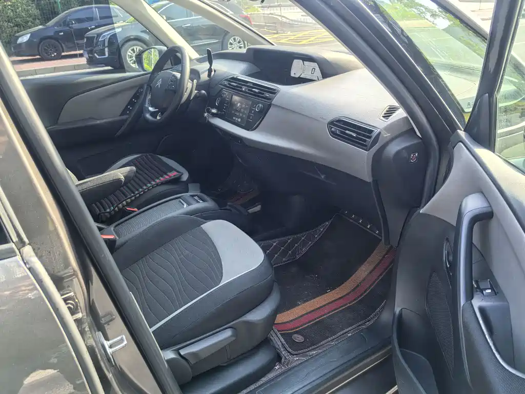 Citroën C4 PICASSO 2015 — фото 7