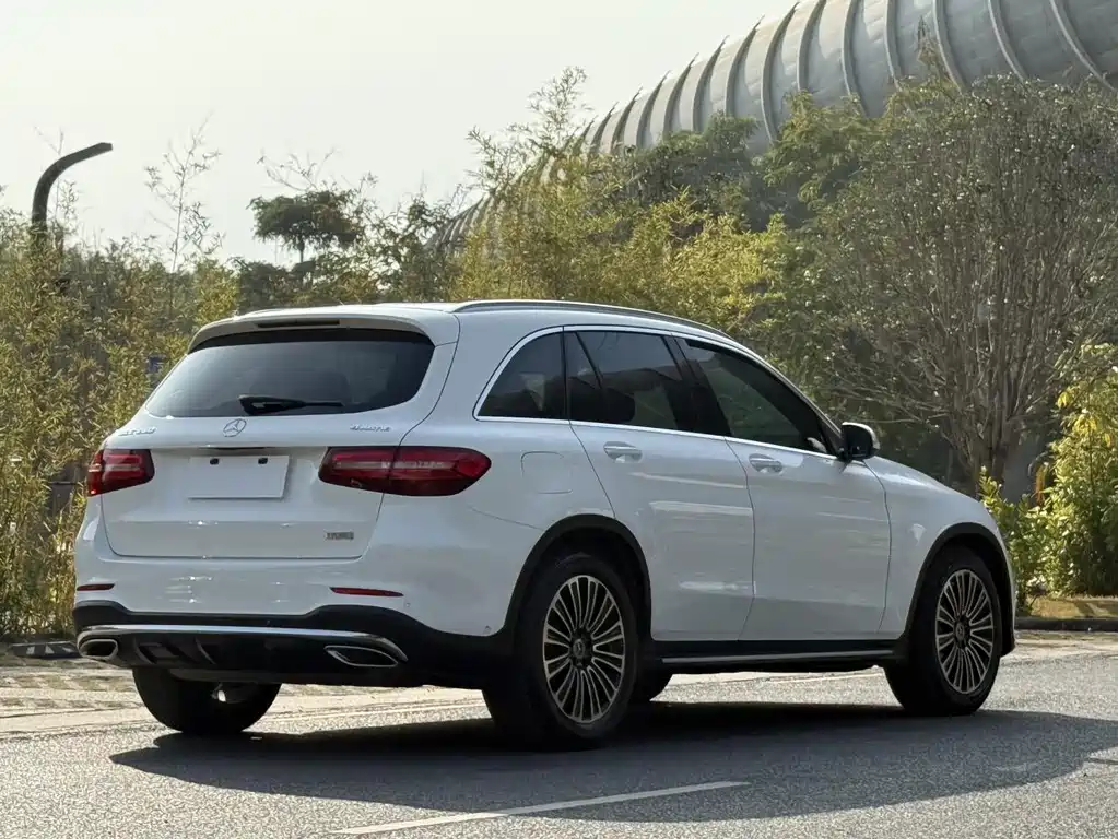 Mercedes-Benz GLC 2018 — фото 5