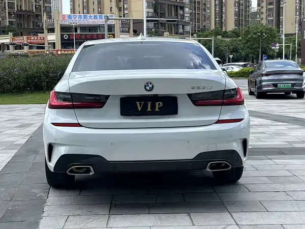 BMW 3 Series 2021