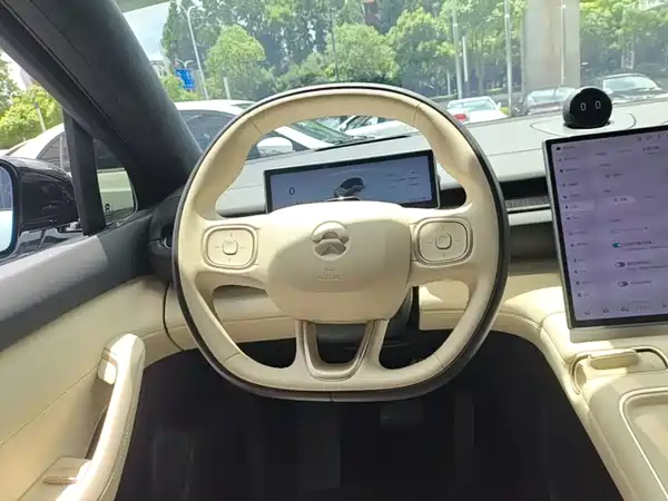 NIO ES6 2024