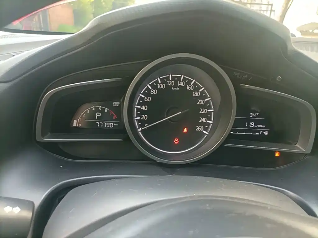 Mazda 3 Angkesela 2018 — фото 12