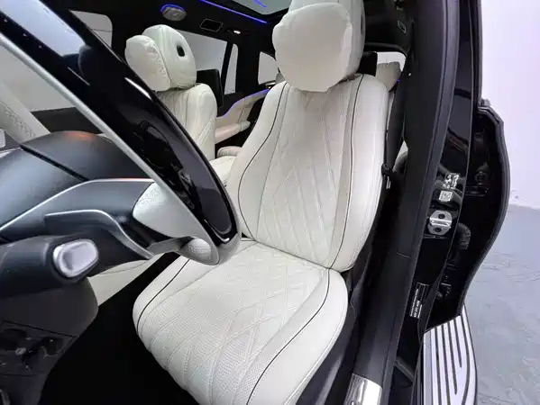 Mercedes-Benz GLS 2024