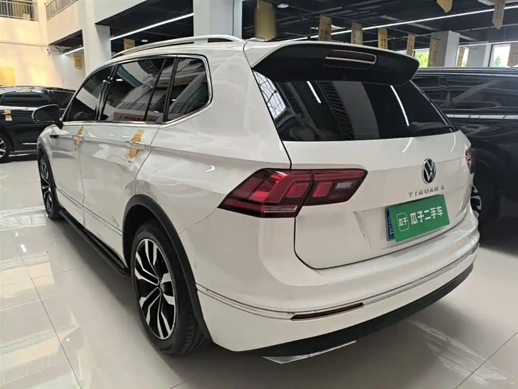 Volkswagen Tiguan L 2021 — фото 5