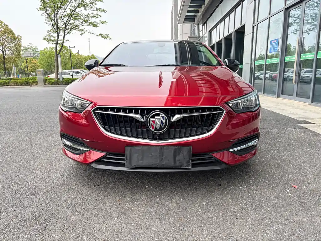 Buick Regal 2019 — фото 2