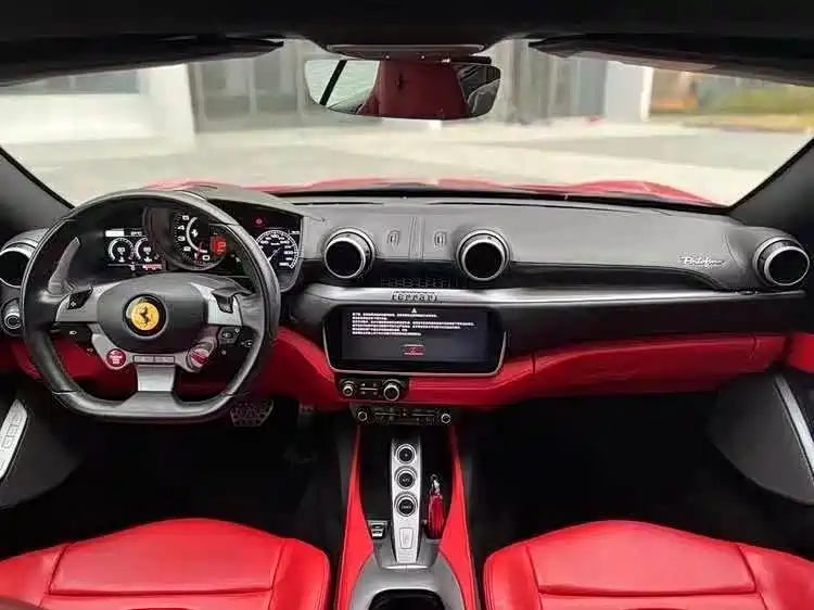 Ferrari Portofino 2019 — фото 6