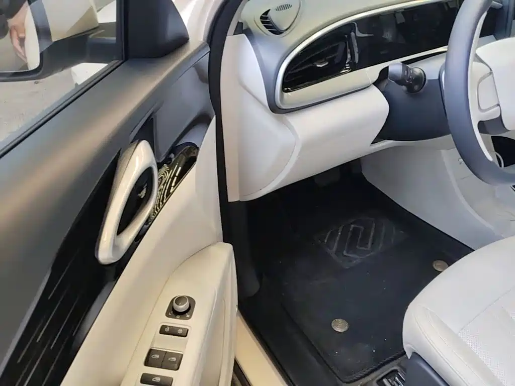 Geely Galaxy Starwish 2026 — фото 16