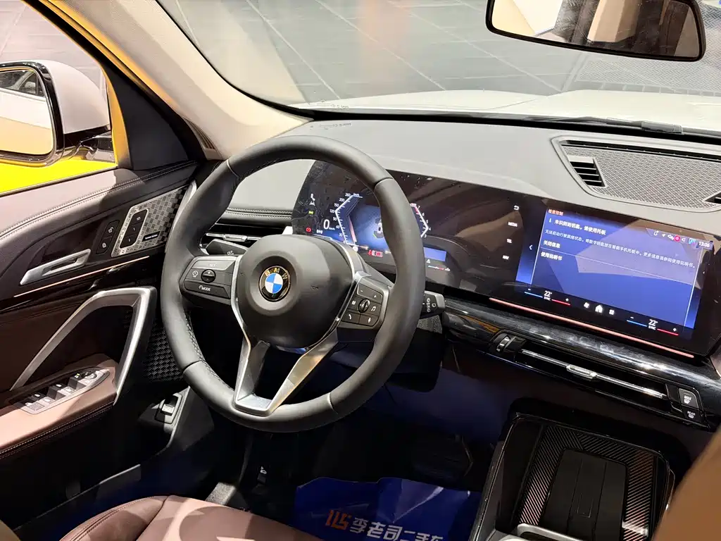 BMW X1 2024 — фото 12