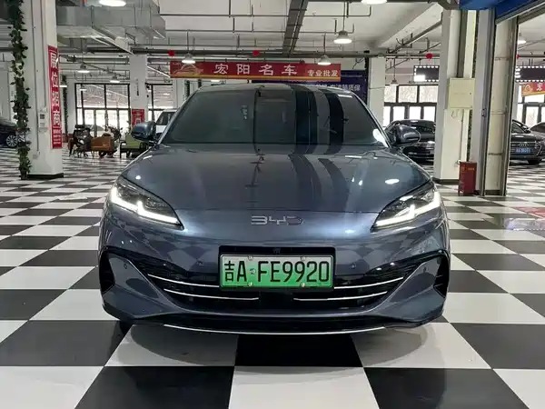 BYD Seal 06 2025