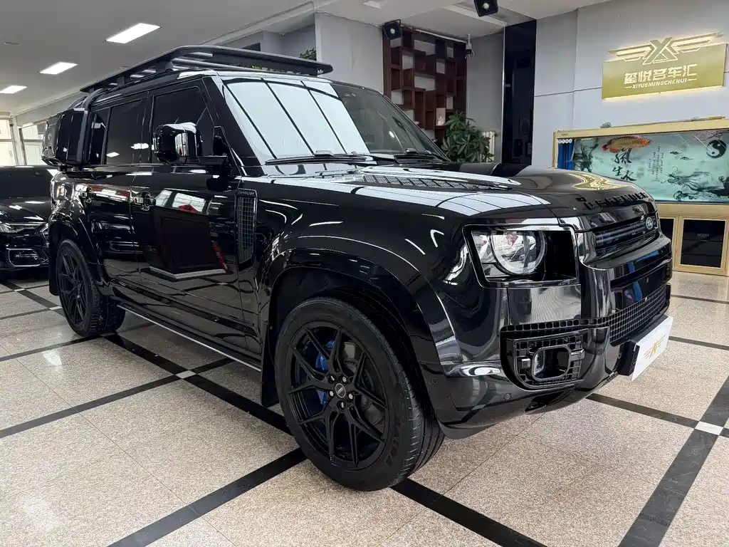 Land Rover Defender 2023 — фото 3