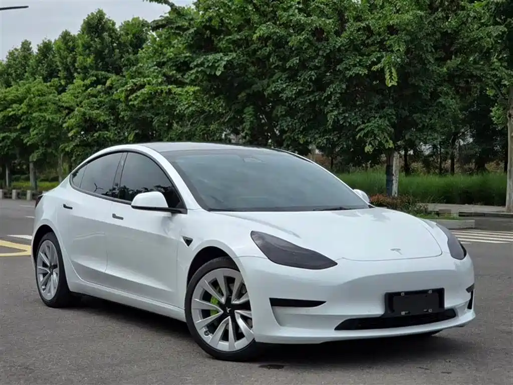 Tesla Model 3 2022 — фото 3