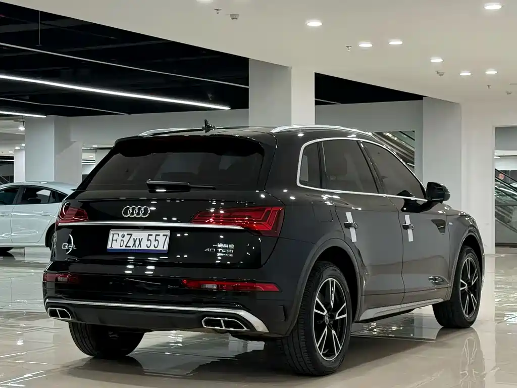 Audi Q5L 2022 — фото 5