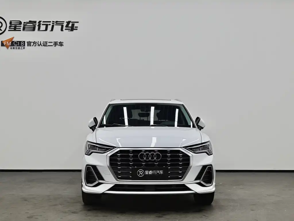 Audi Q3 2019 — фото 2