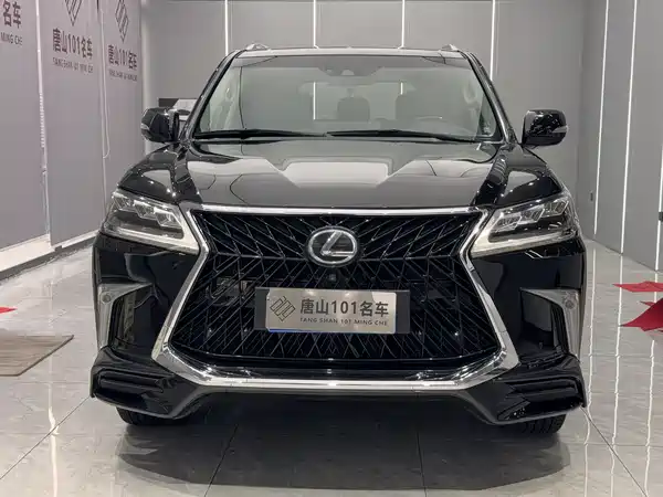 Lexus LX 2016