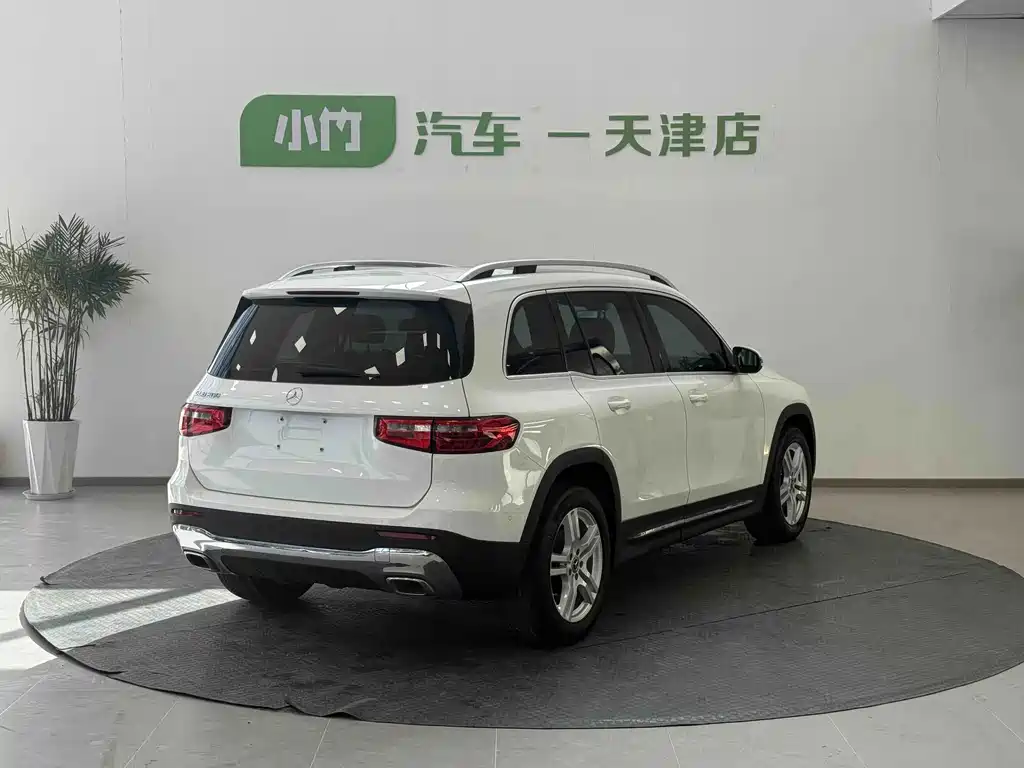 Mercedes-Benz GLB 2021