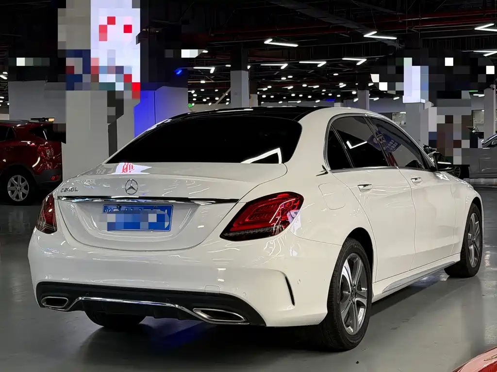 Mercedes-Benz C-Class 2019 — фото 12
