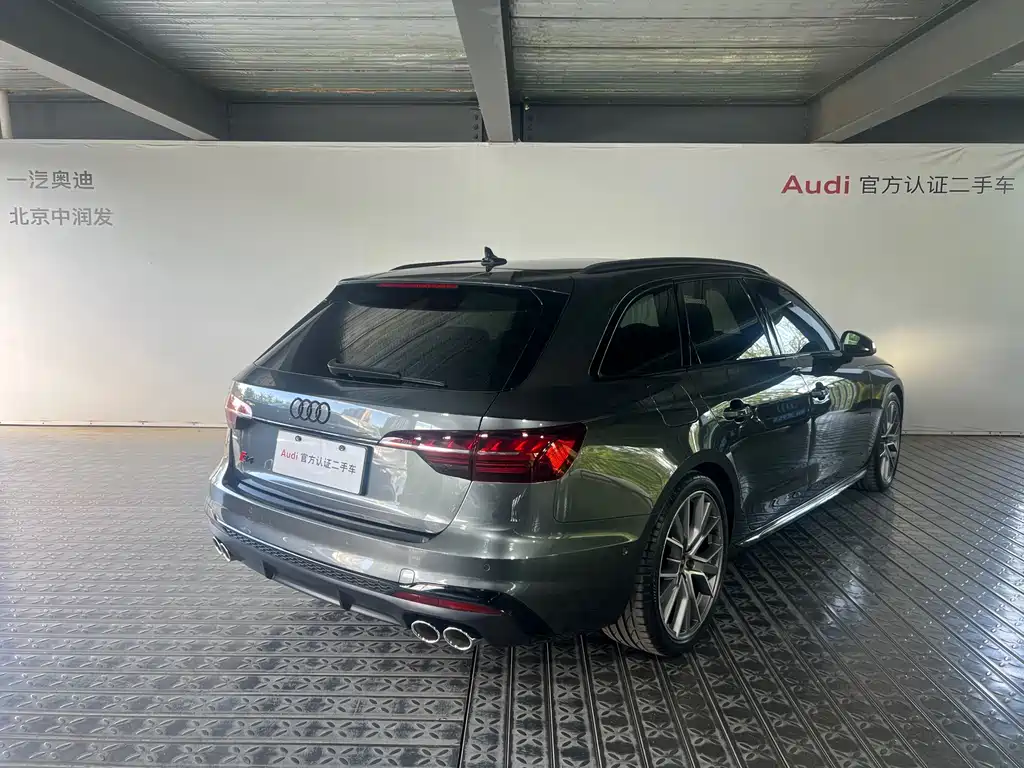 Audi S4 2025 — фото 5